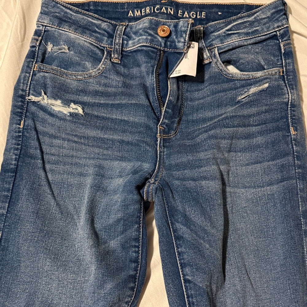 American Eagle Outfitters Women's Distressed Blue Skinny Jeans size 4 short - Picture 3 of 4